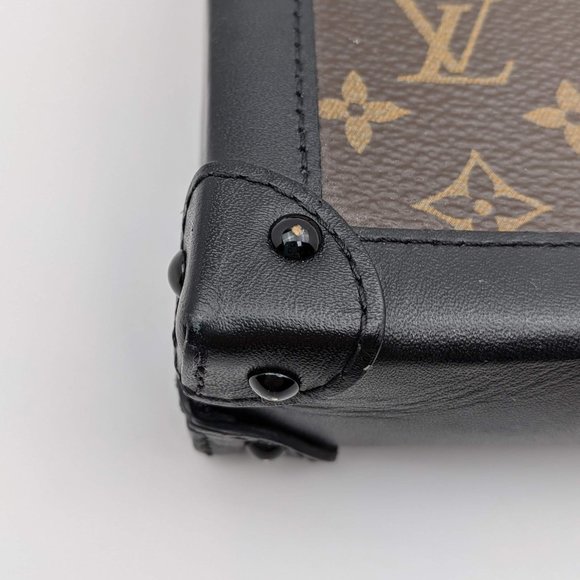 SOLDLouis Vuitton Monogram Trunk Pochette Vertical - Picture 7 of 12